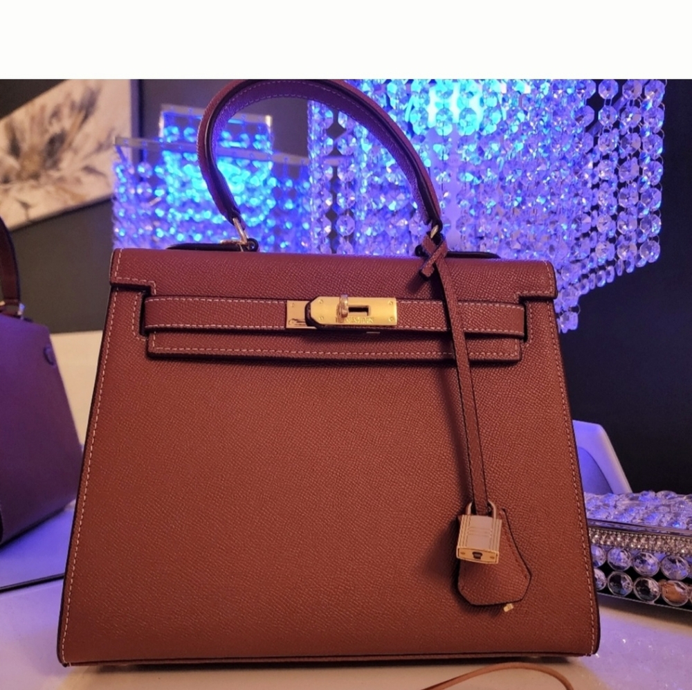 Stunning quality designer like copy Kelly bag brown not real, 28.